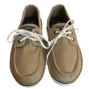 ⭐️PRICE IS FIRM⭐️ Boy’s Sperry Shoes